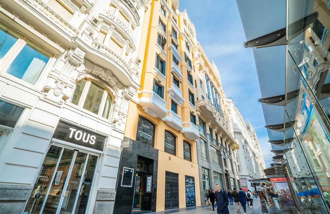 Live It Madrid Gran Via (Adults Only)-1