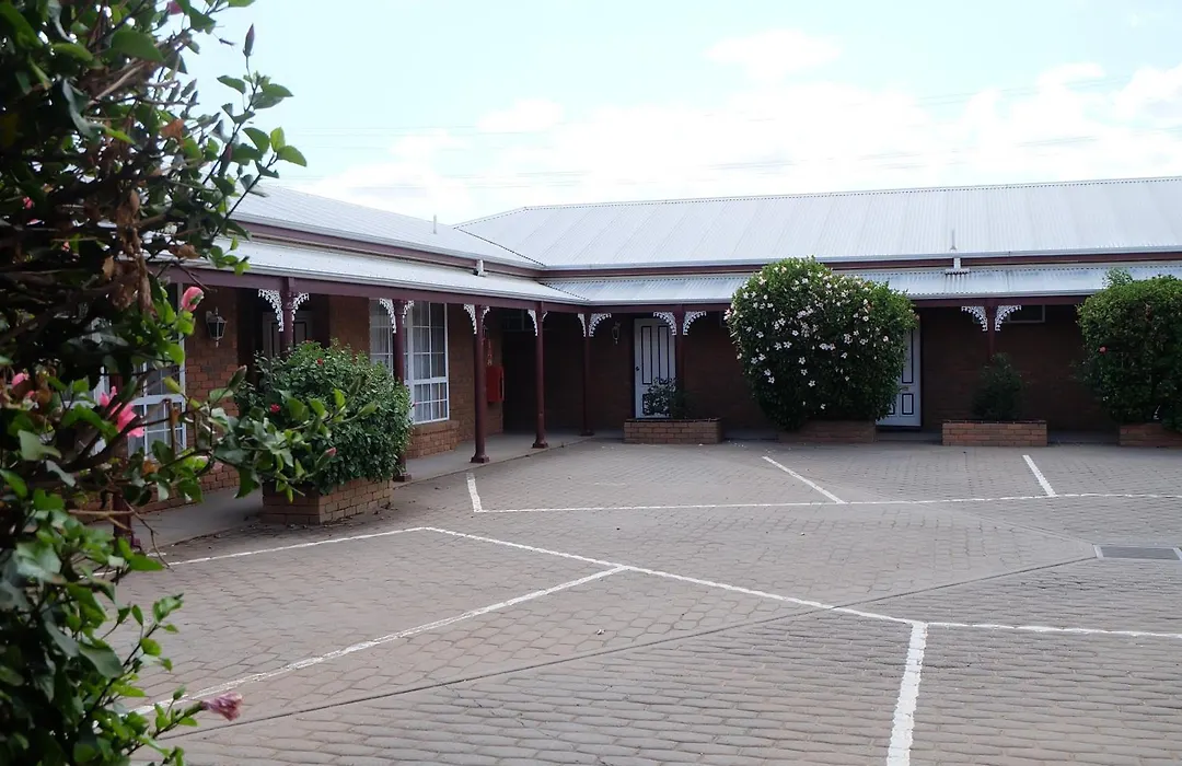 Charles Sturt Motor Inn-1