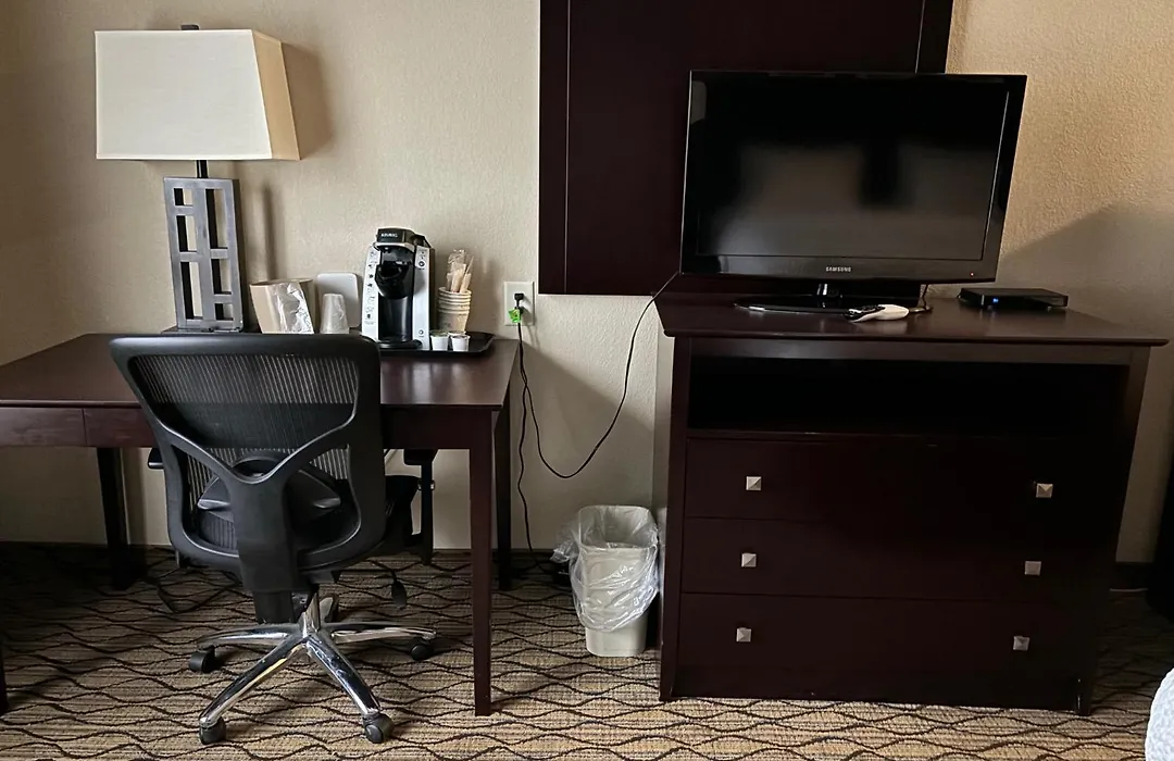 Holiday Inn Express-1