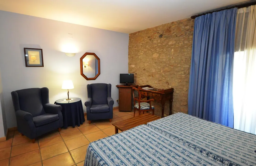 Hotel Can Ceret-1