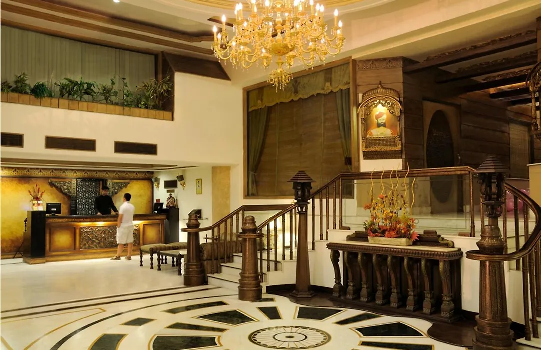 Hotel Maharaja Regency-1