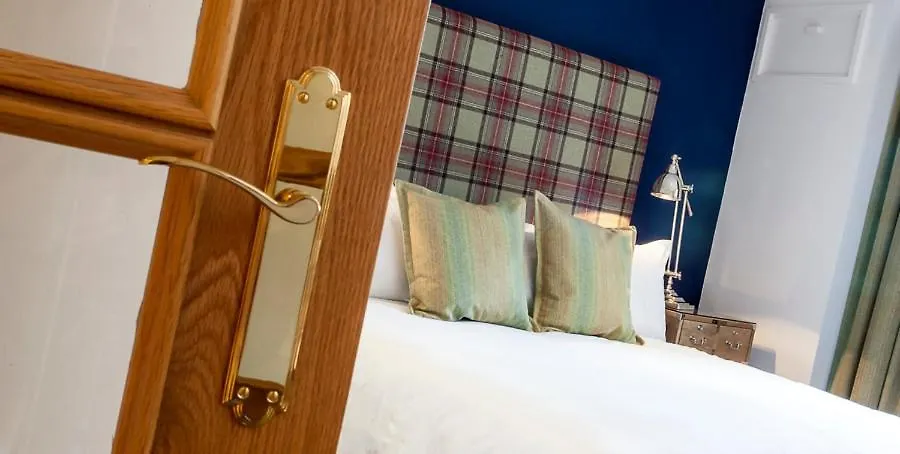 Sutherlands Guest House-1