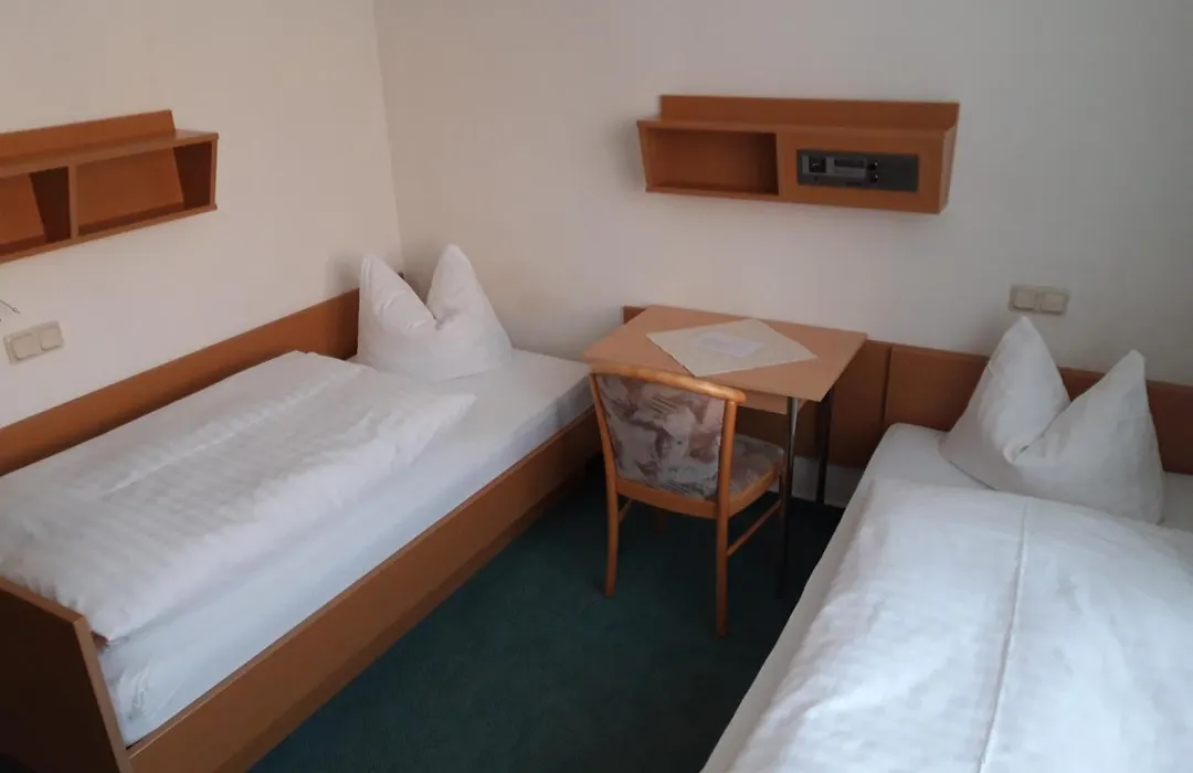 Hotel Zum Sportforum-1