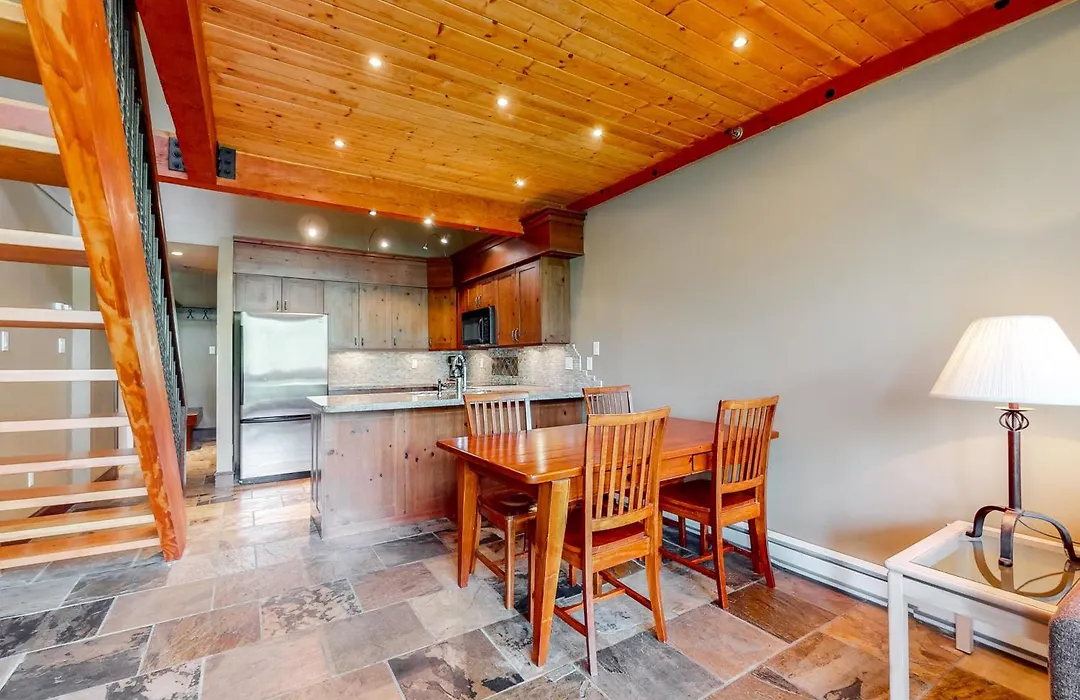 Greystone Lodge-1