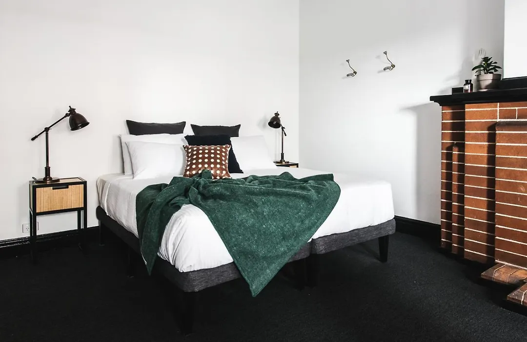 Sydney Park Hotel-1