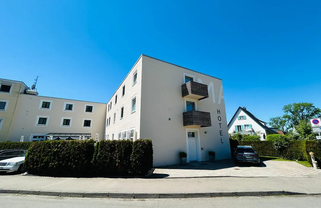 Maxhotel-1