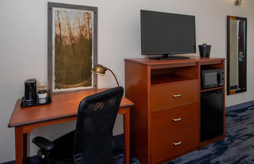 Fairfield Inn And Suites Gulfport / Biloxi-1