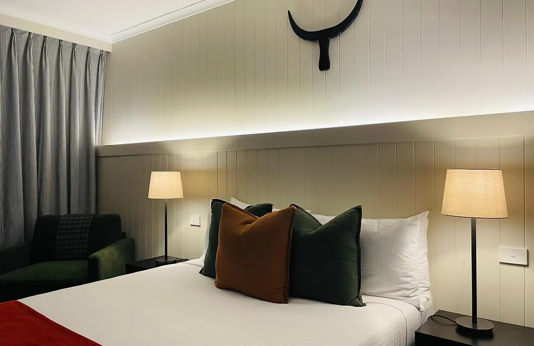 The Black Bull Motel-1
