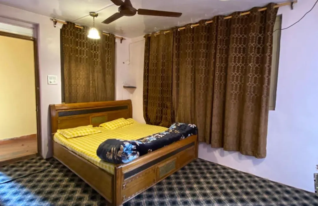 Hotel Gulistan-1