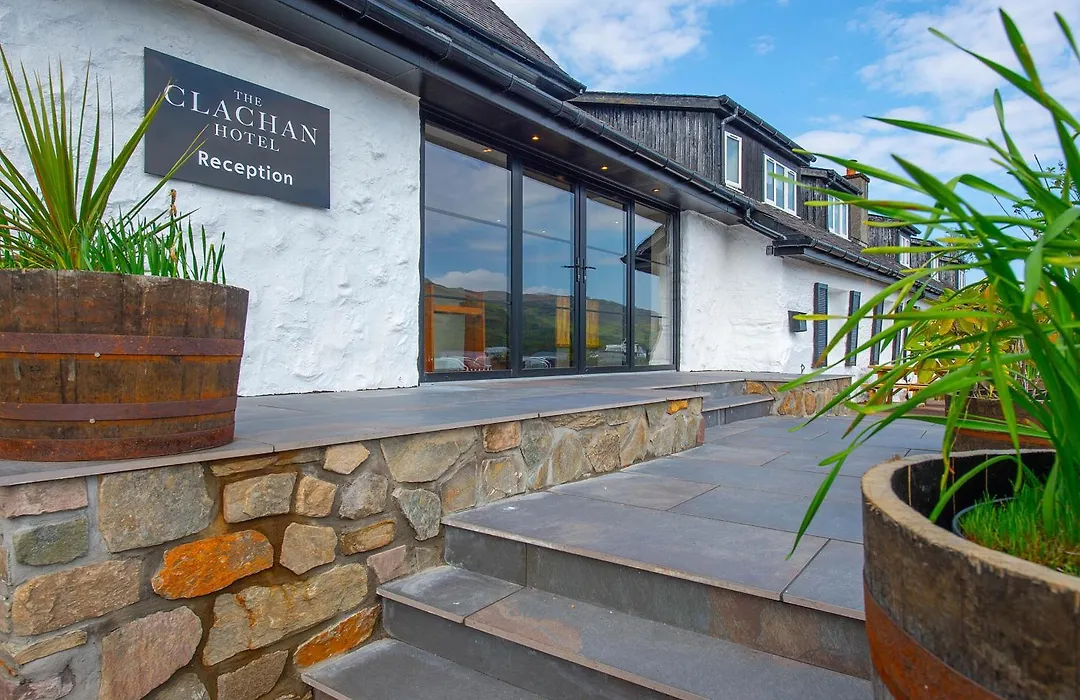 The Clachan Hotel, Lochearnhead-1