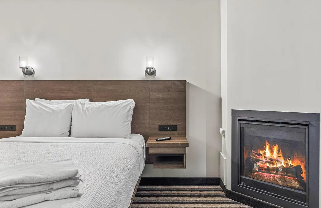 Northwinds Hotel Canmore-1