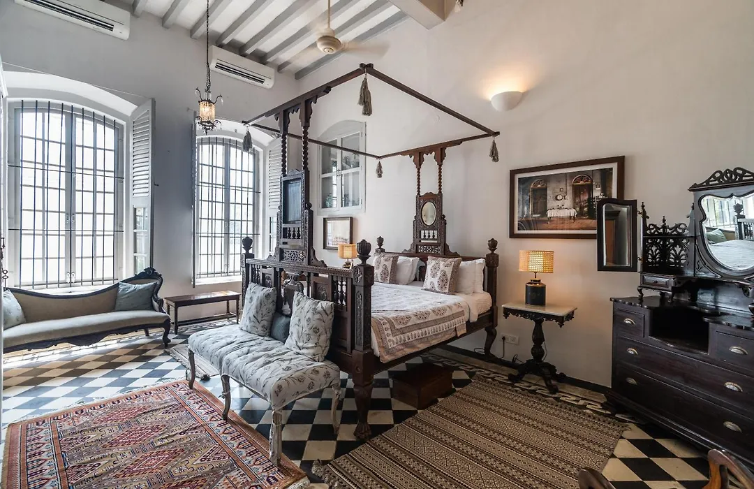 Maison Twenty Six - A Luxunlock Private Retreat-1