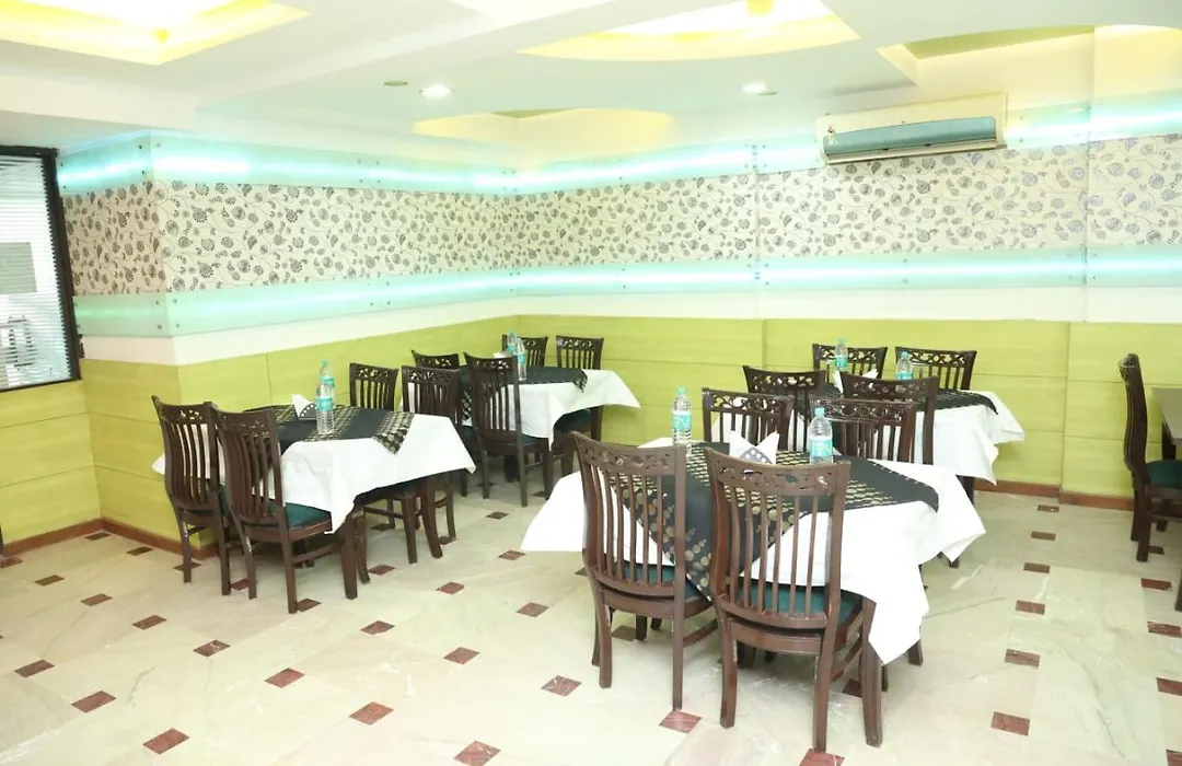 Hotel Panna Paradise-Just 30M Away From Captain Shubham Gupta Metro Station And 600M Away From Tajmahal-1