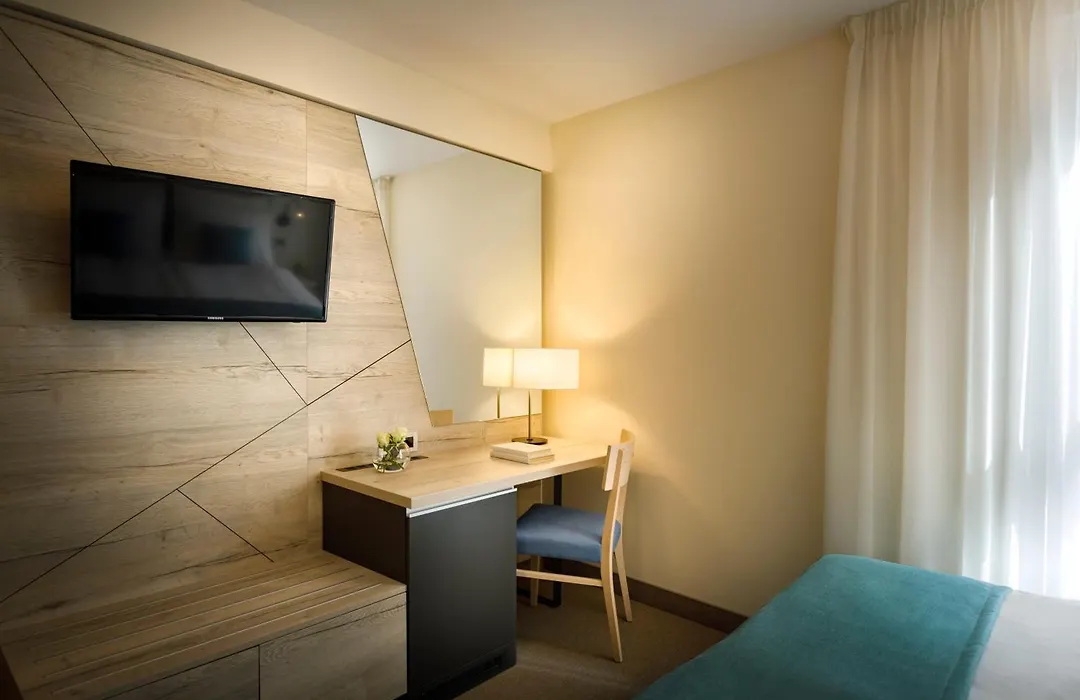 Hotel Marina - By Liburnia Hotels & Villas-1