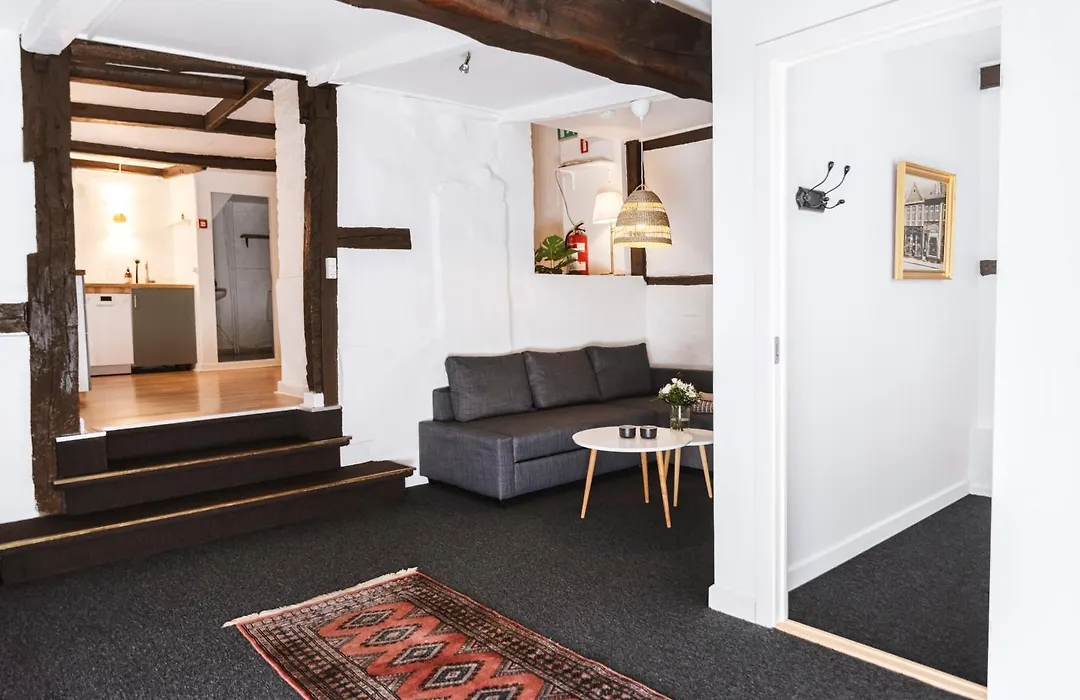Hotel Hamlet-1