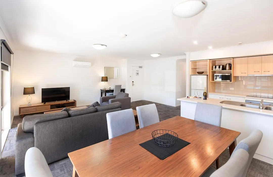 Quest Wagga Wagga-1