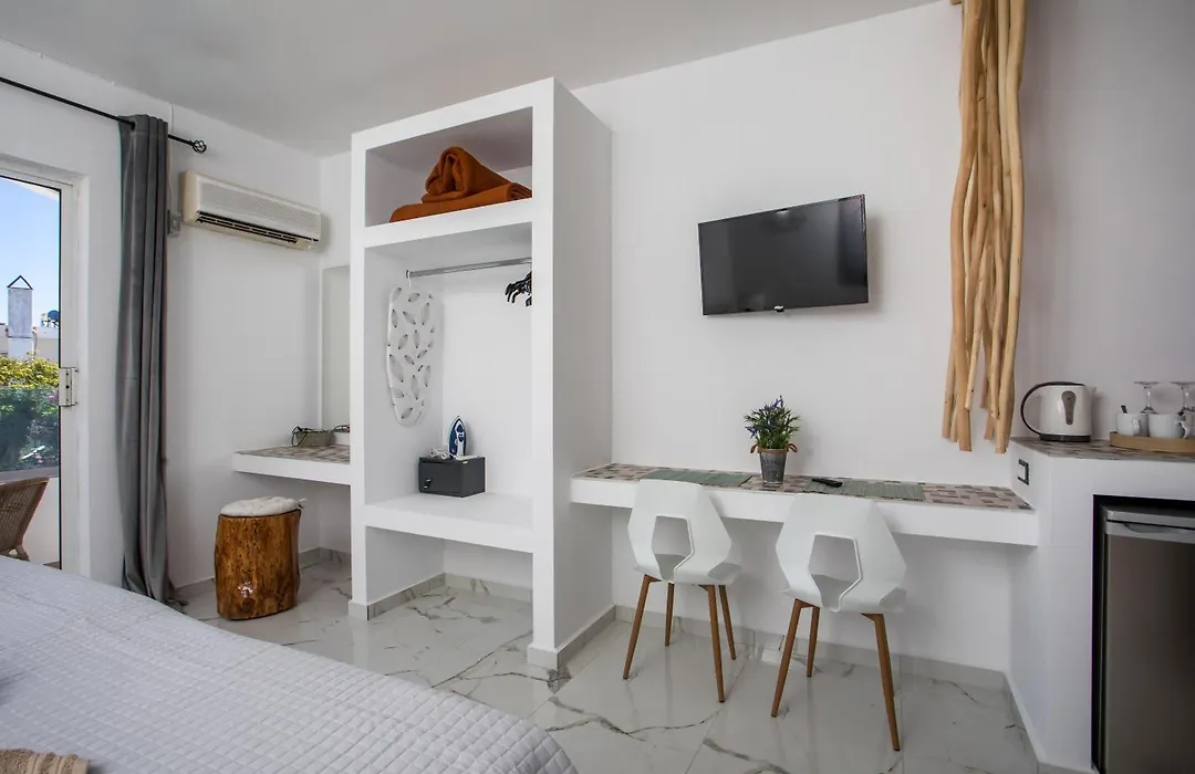 Lisabeth Apartments-1