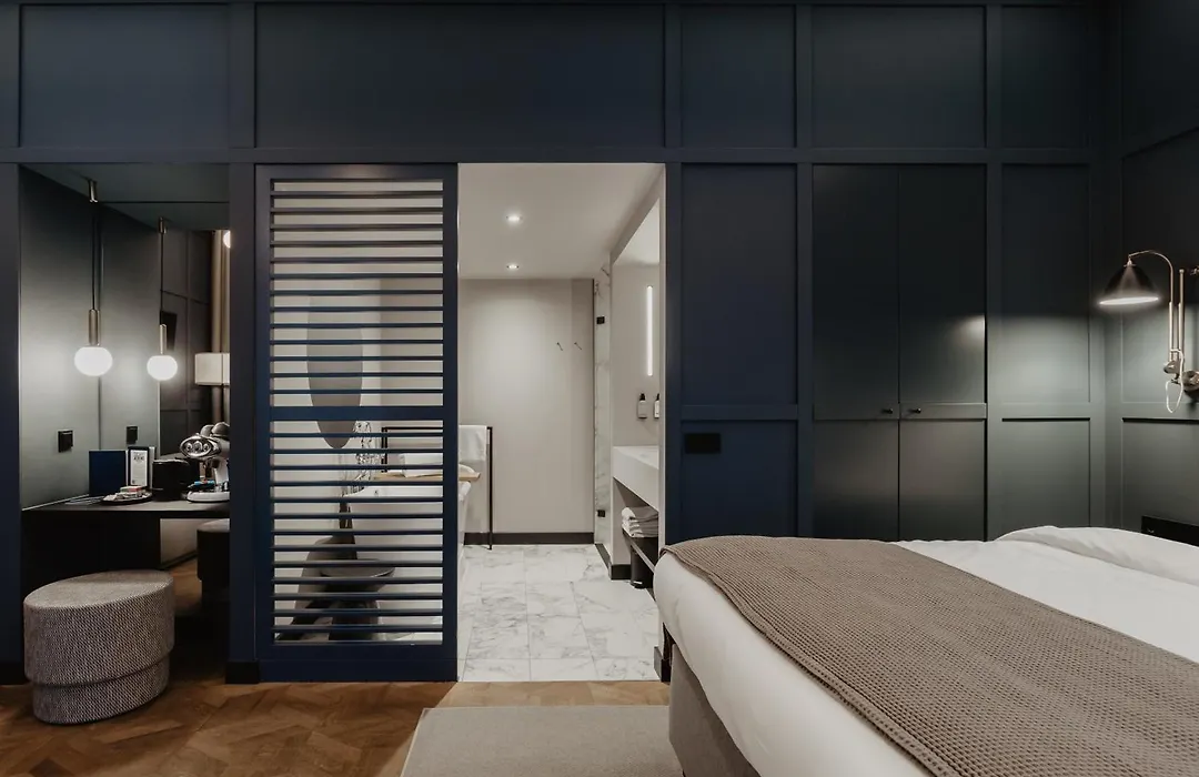 The Nox Hotel-1
