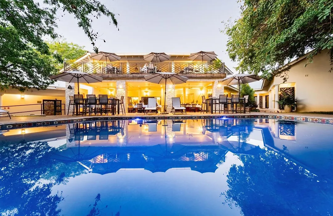 Nkosi Guest Lodge-1
