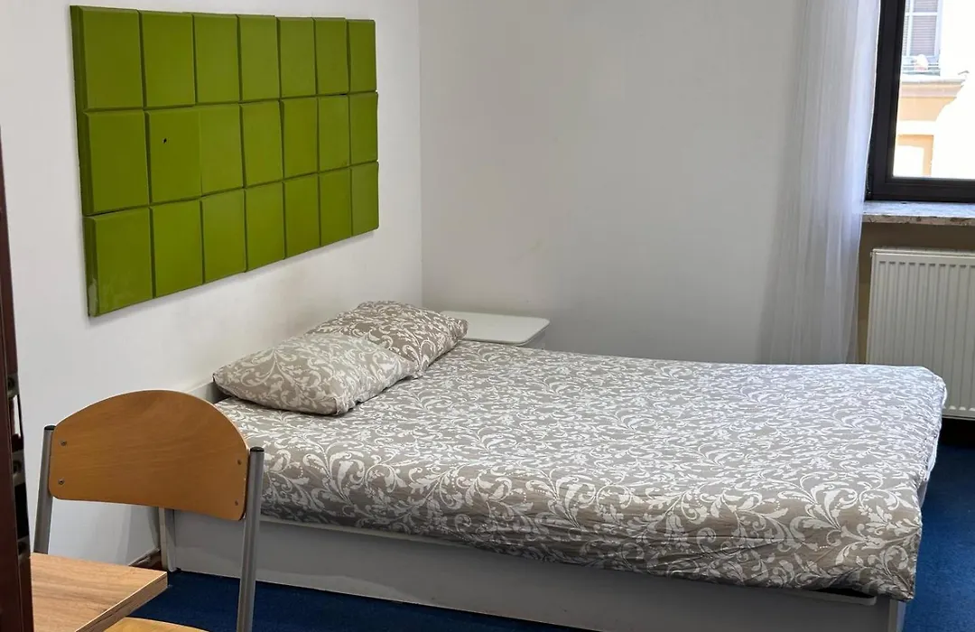 Genius Rooms- 24H Self Check-In-1
