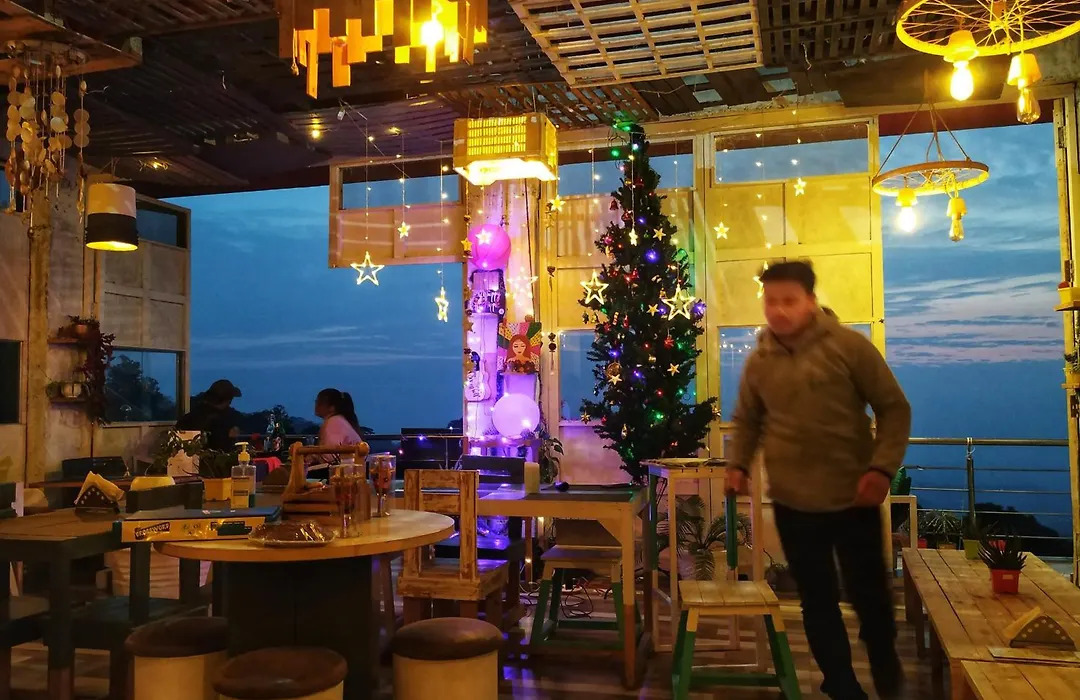 Himalayan Musaafir Guest House & Restaurant-1