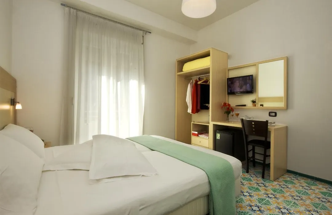 Hotel Torre Di Milo-1