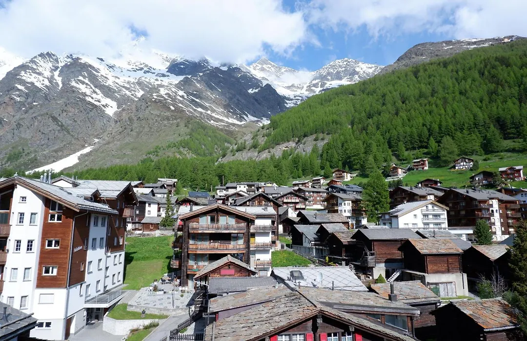Hotel Christiania Saas-Fee-1