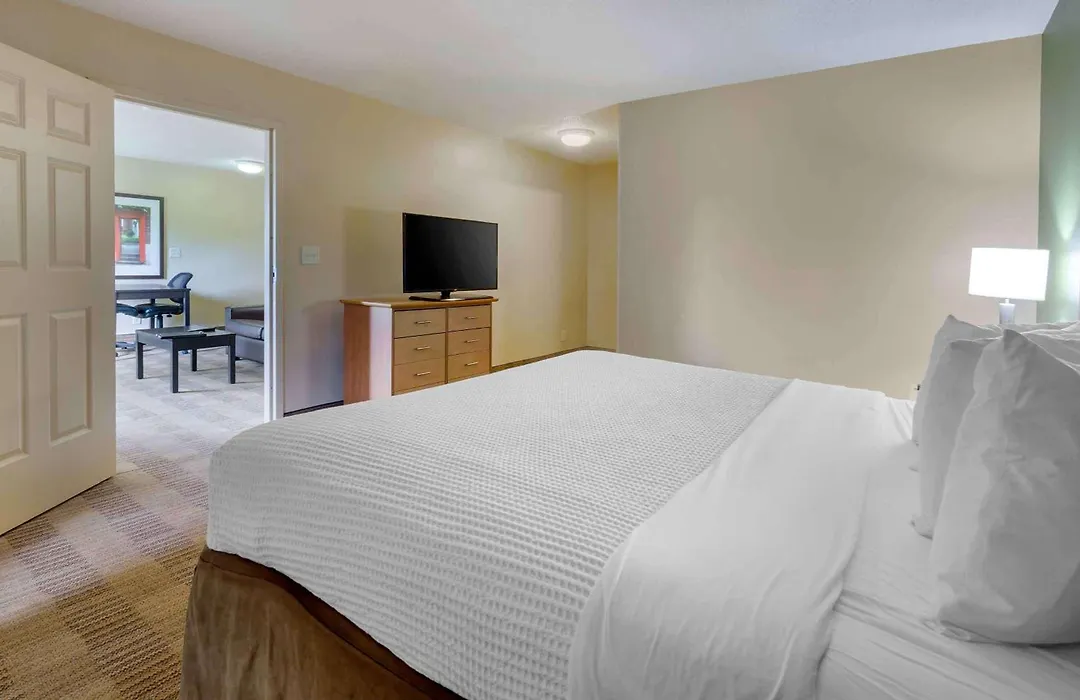 Extended Stay America Select Suites - Atlanta - Kennesaw Chastain Rd-1