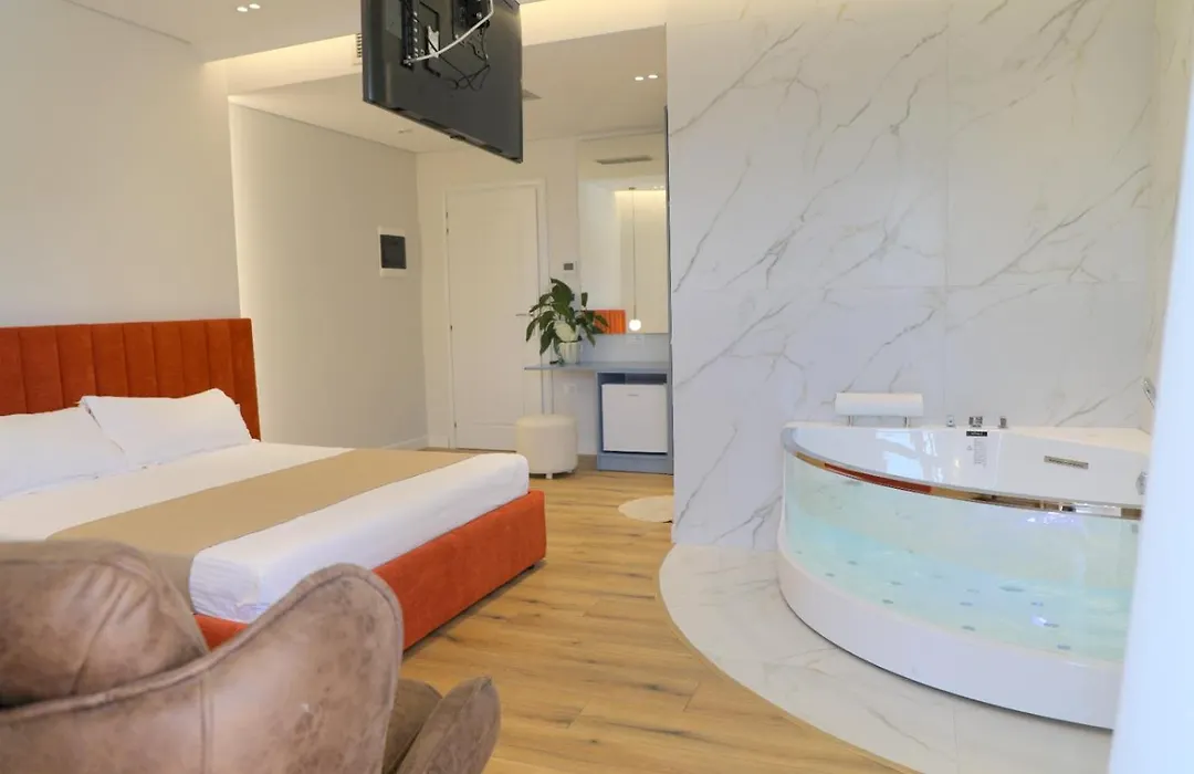 Hotel Strora-1