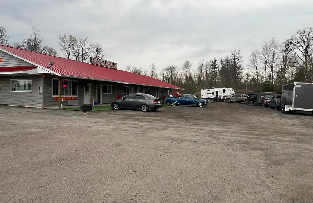 Calabogie Motor Inn-1