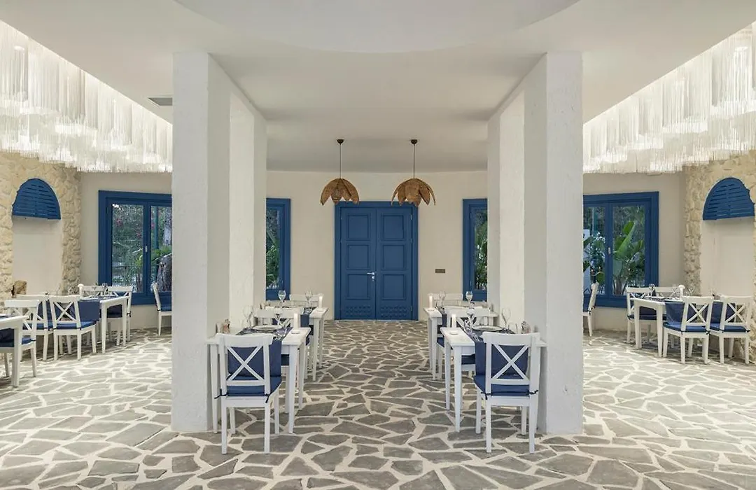 Berry Blue Hotels-1