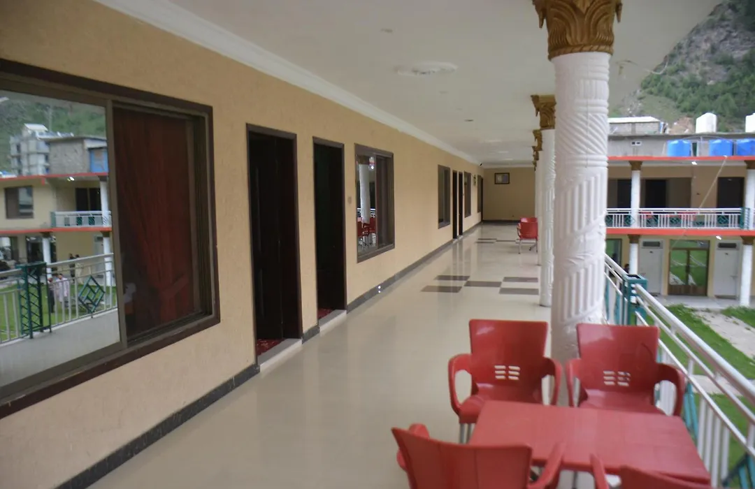 Hotel Pine Hills, Naran-1