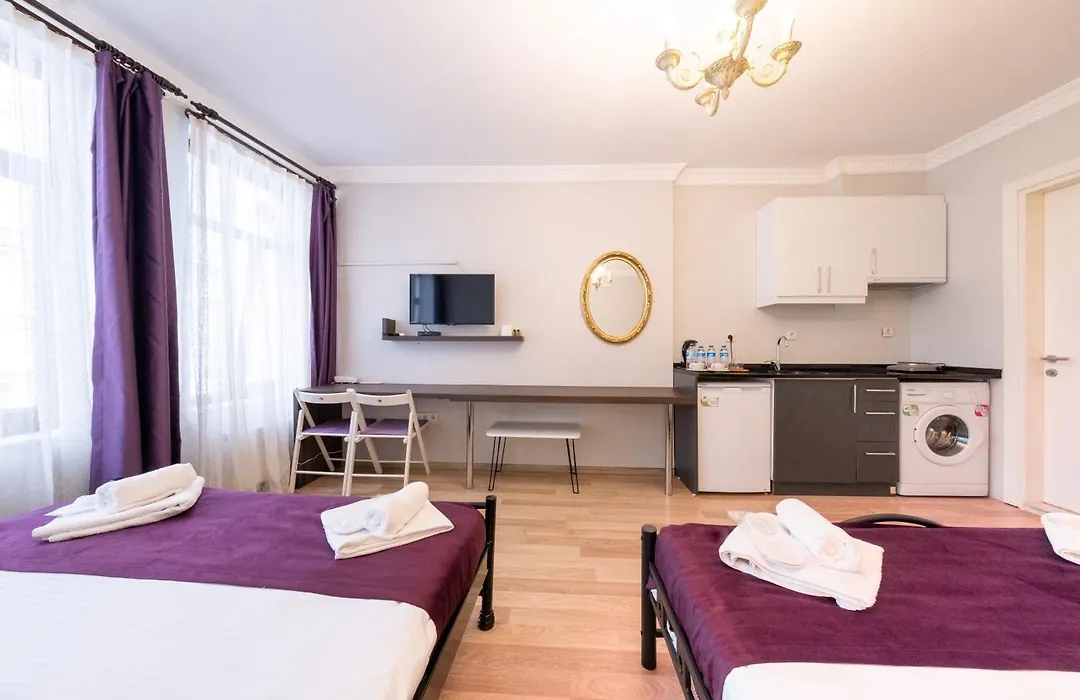 Hotel Suite By Frame-1