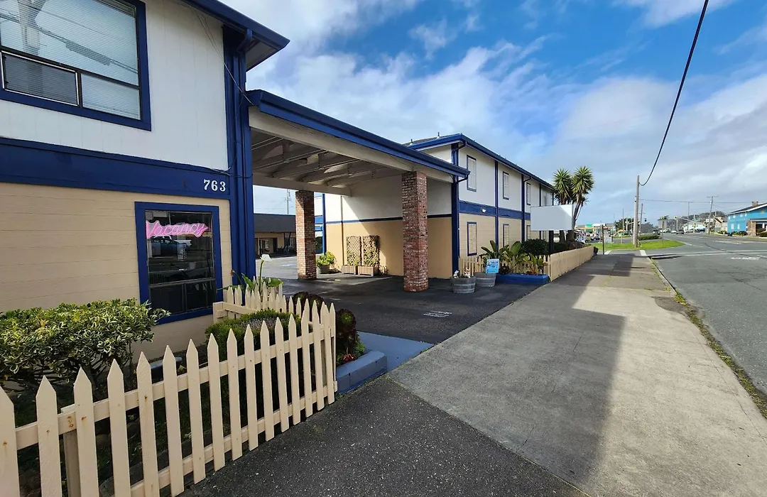 Fort Bragg Travelodge-1
