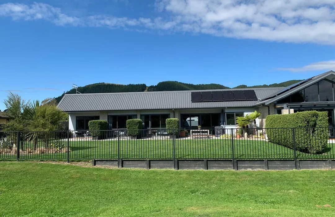 Parkside Boutique Lodge-1
