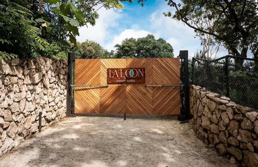 Laloon Luxury Suites - Adults Only-1