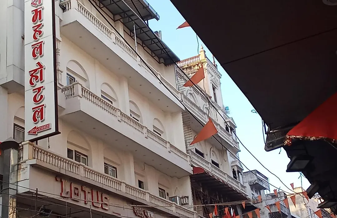 Hotel Lakshya Sheesh Mahal-1