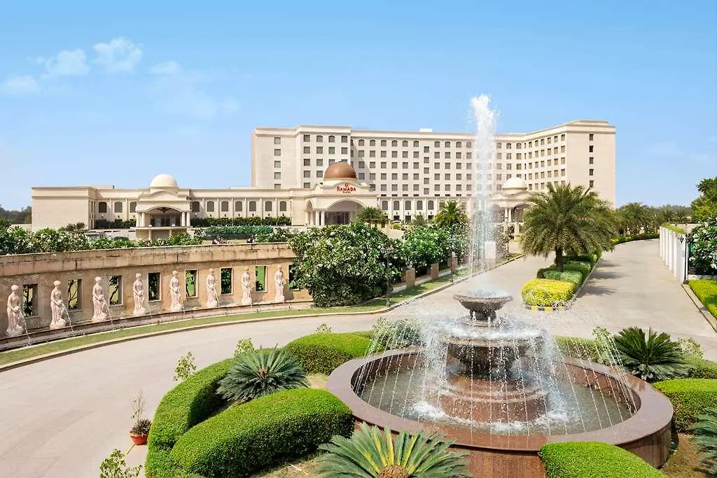 Ramada Plaza By Wyndham Lucknow-1