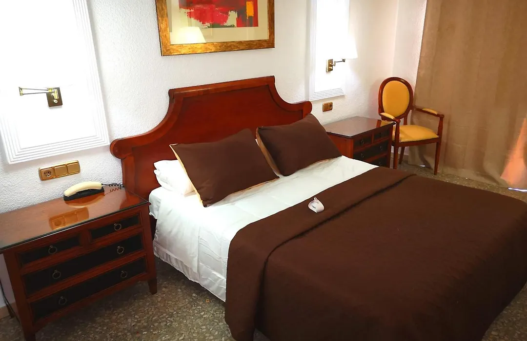 Hotel Polamar-1