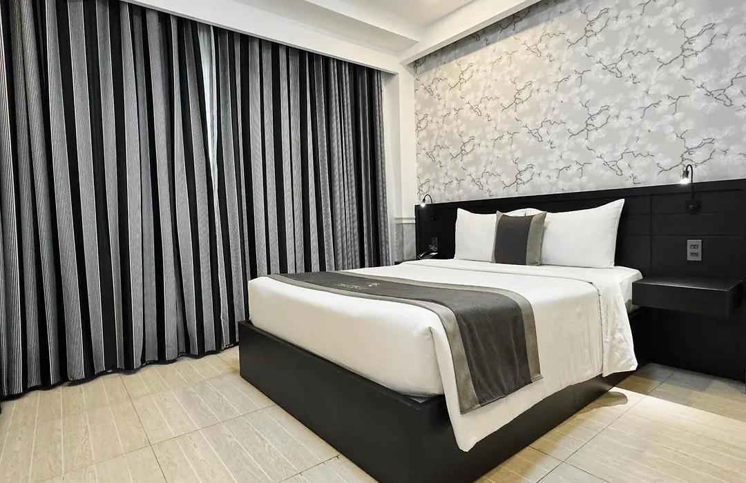 Lion 8 Hotel-1