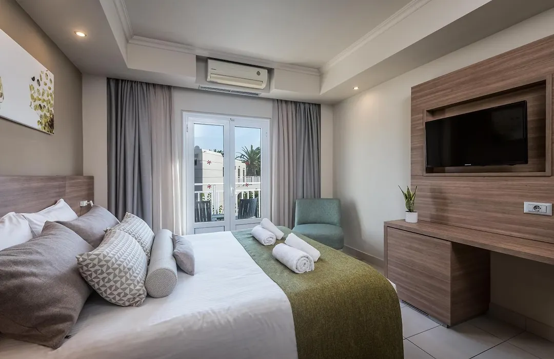 E-Geo Easy Living Resort-1