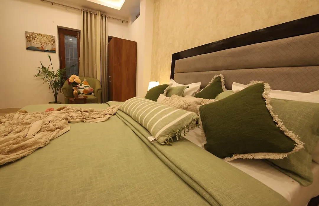 Perfectstayz Mussoorie Hills-1
