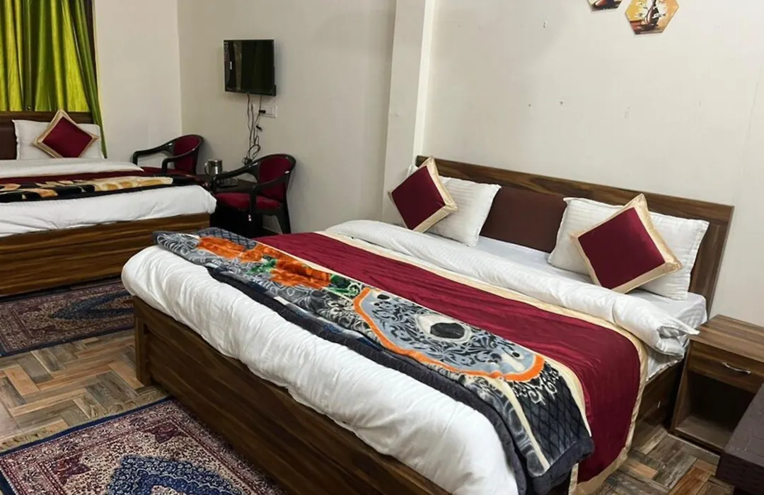 Goroomgo Morning Moon Bhimtal Near Ramleela Ground - Comfortable Stay With Family-1