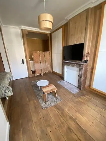 Chez Victor H-1