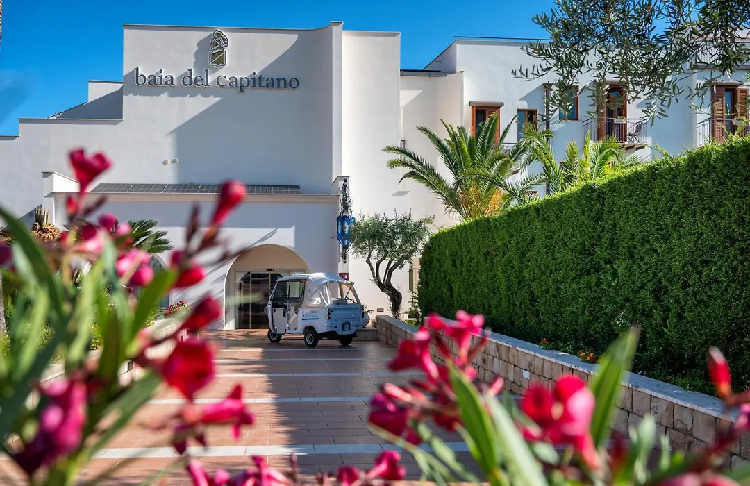 Hotel Baia Del Capitano-1