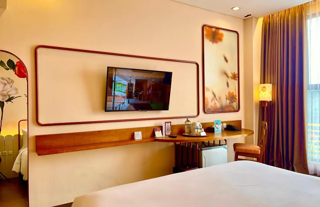 Hemangini Hotel Bandung-1