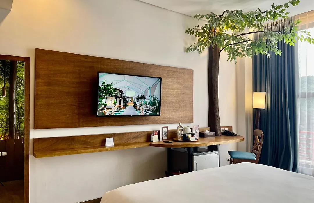 Hemangini Hotel Bandung-1