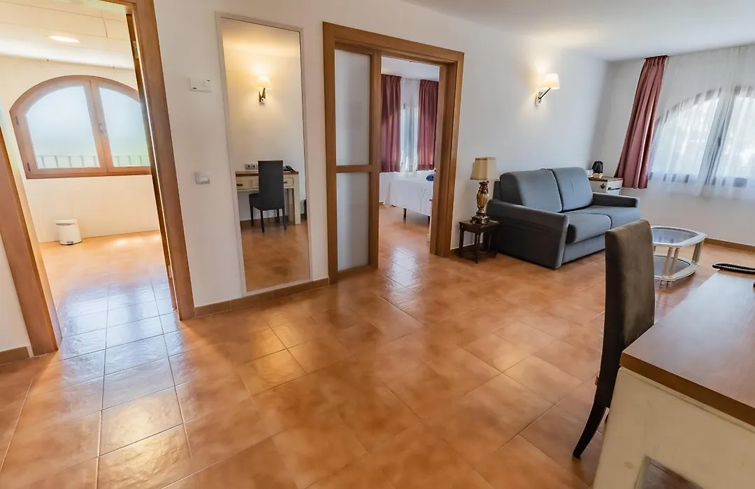 Paloma Blanca Boutique Hotel (Adults Only)-1