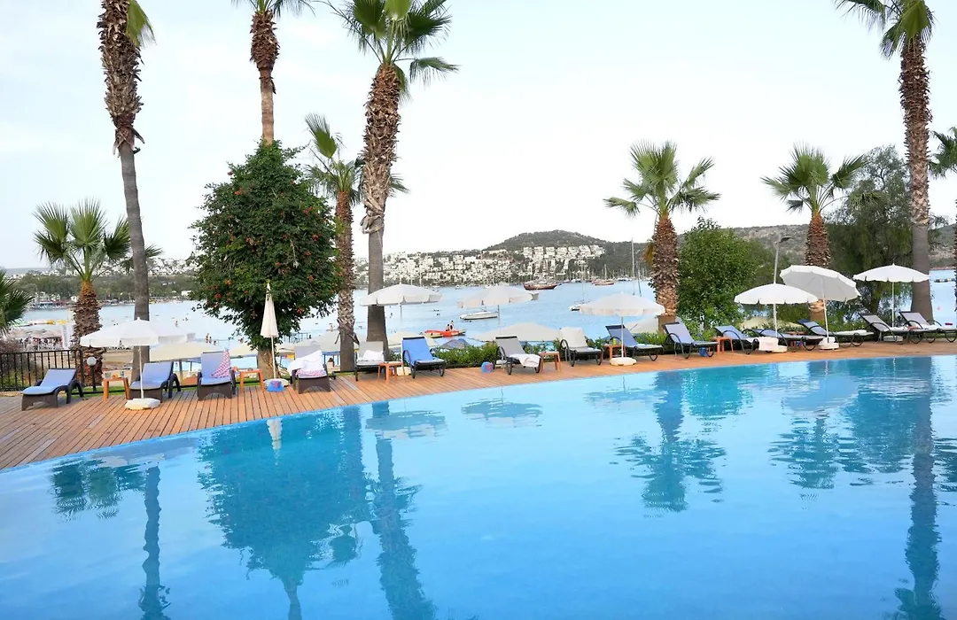 Costa 3S Beach Hotel-1