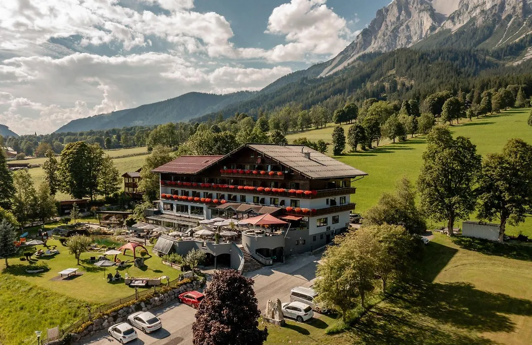 Hotel Berghof-1